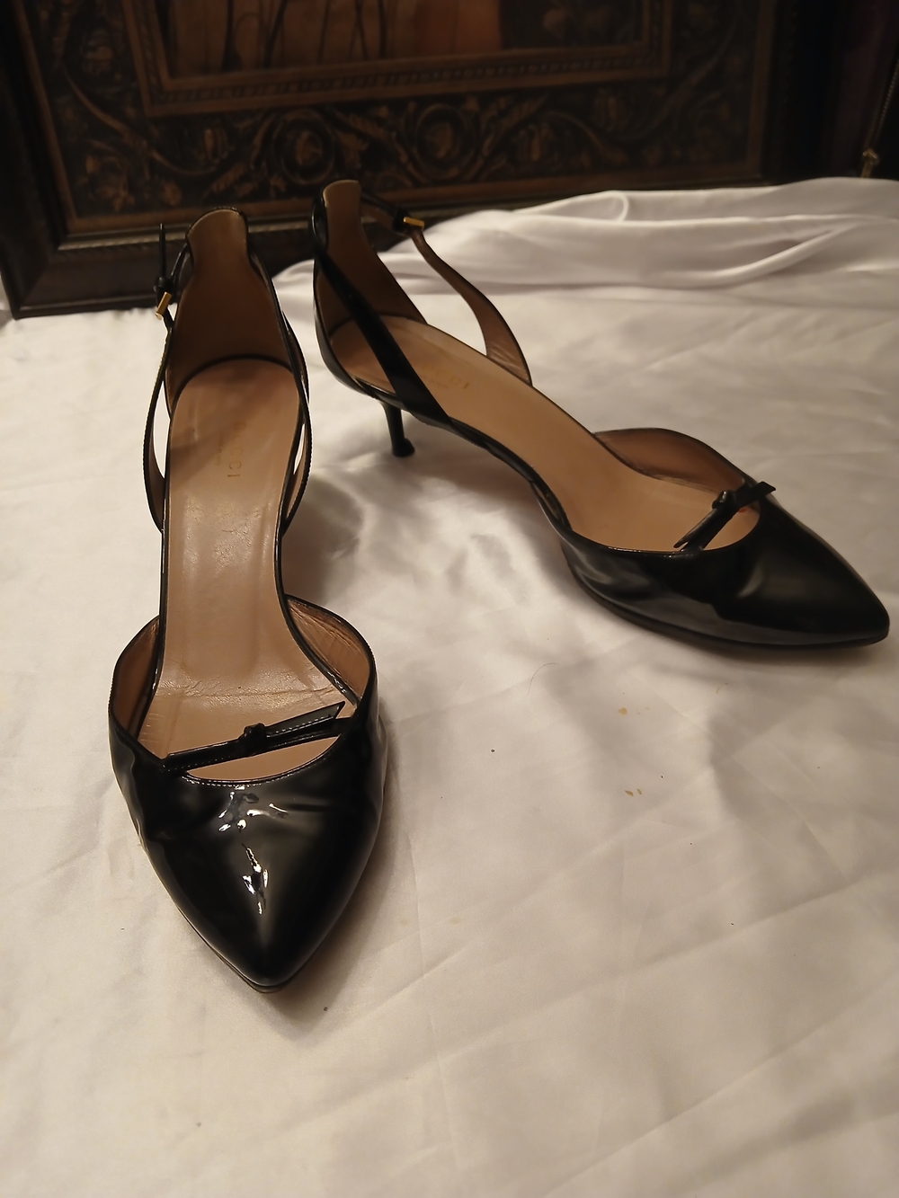 Gucci Black Patent Leather Slingback Pointed Kitten Heels 39.5